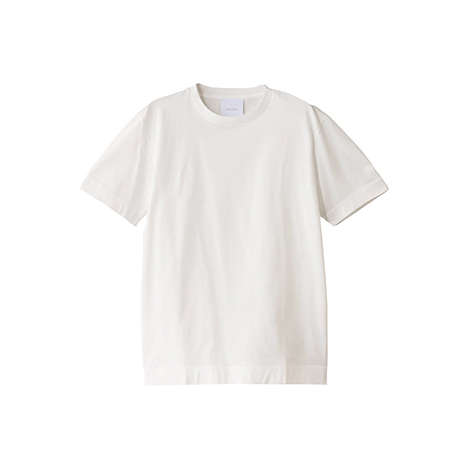 「スローン」のカットソーアイテムで夏を乗り切る!