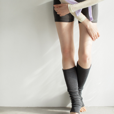 じんわりあったか、「アヤメ」の新作メディカーボンボトム＆シルクレッグウォーマー