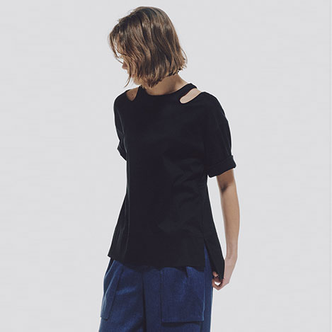 この夏活躍間違いなし!「ルームエイト」カッティングTシャツ