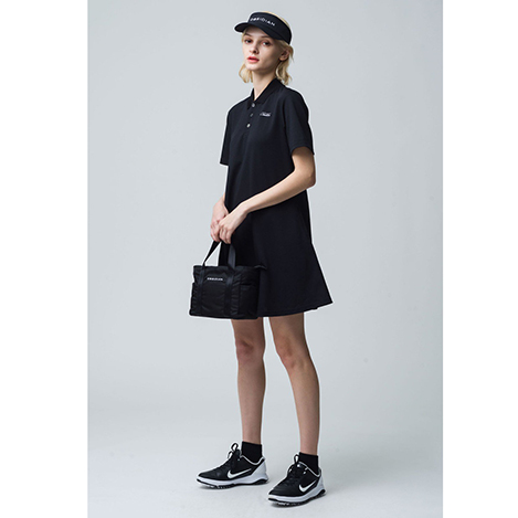 快適さとスタイルを兼ね備えた真夏のゴルフファッション