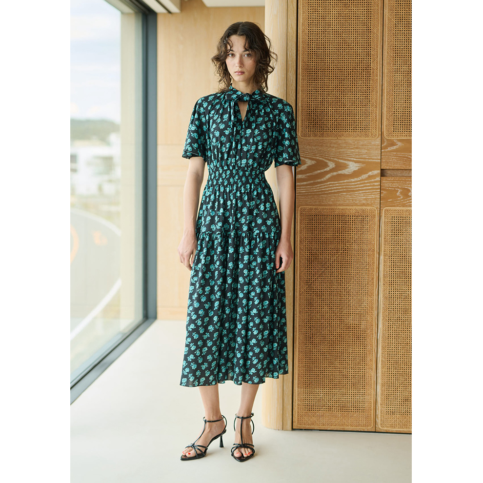 南仏の美しさをこめて。華やかなオーラをまとう「コルコバード」の春夏コレクション