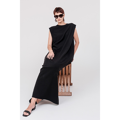 ドライタッチで快適な旅に！１枚できまる「ドメル」の新作アイテム