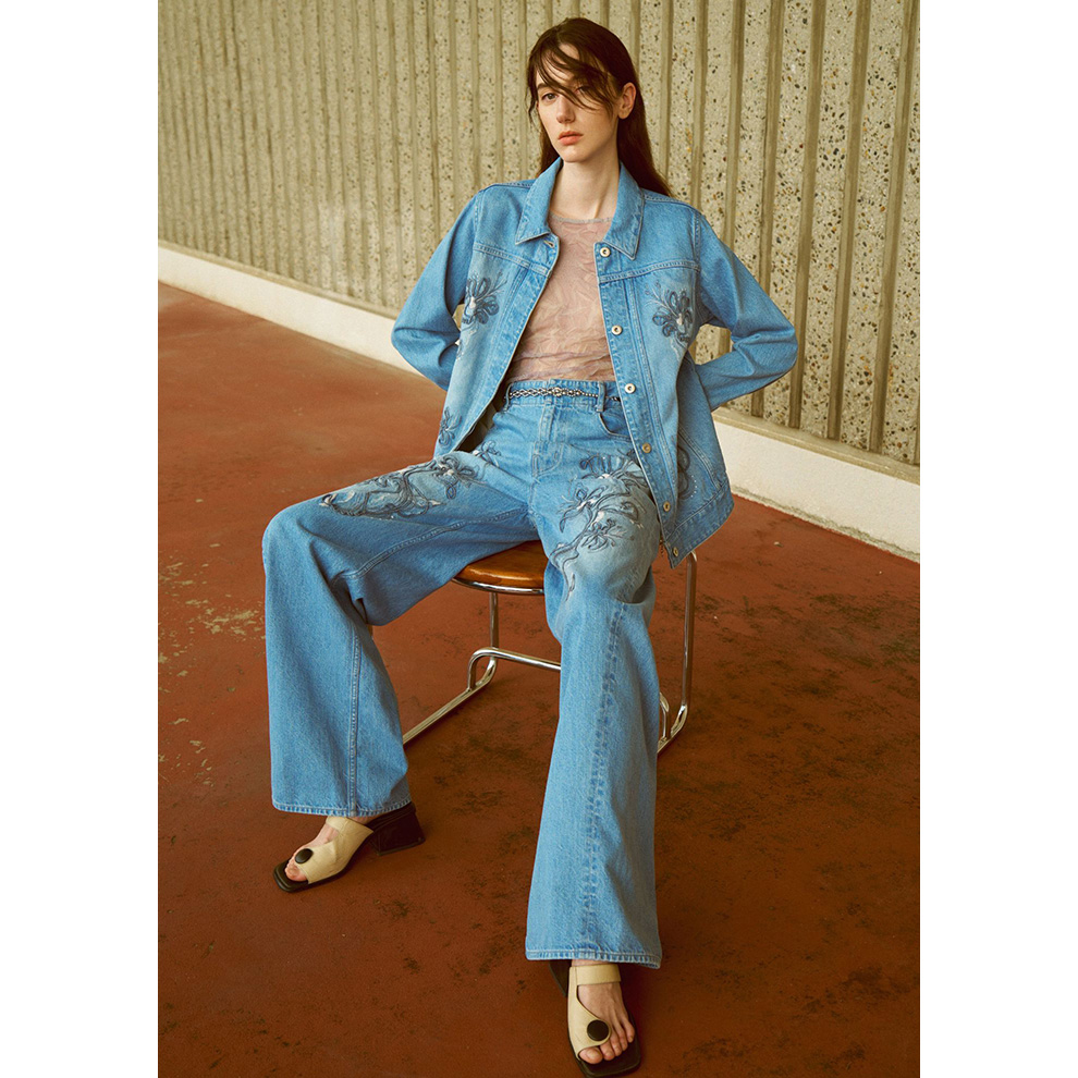 心解き放つ春。“膨らみ”と“解放感”を表現した「ミューラル」の最新コレクション