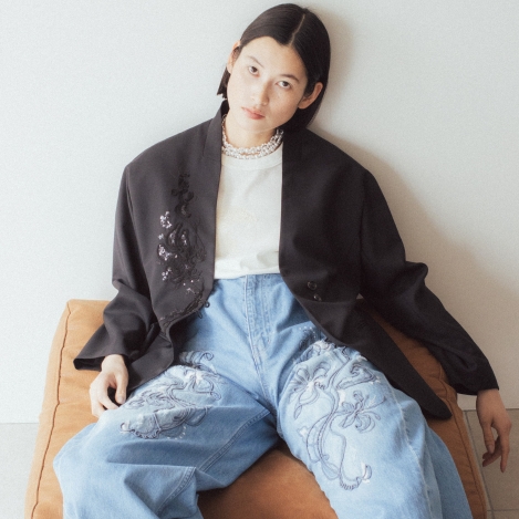 羽織るだけで決まる「ミューラル」の春夏アウター