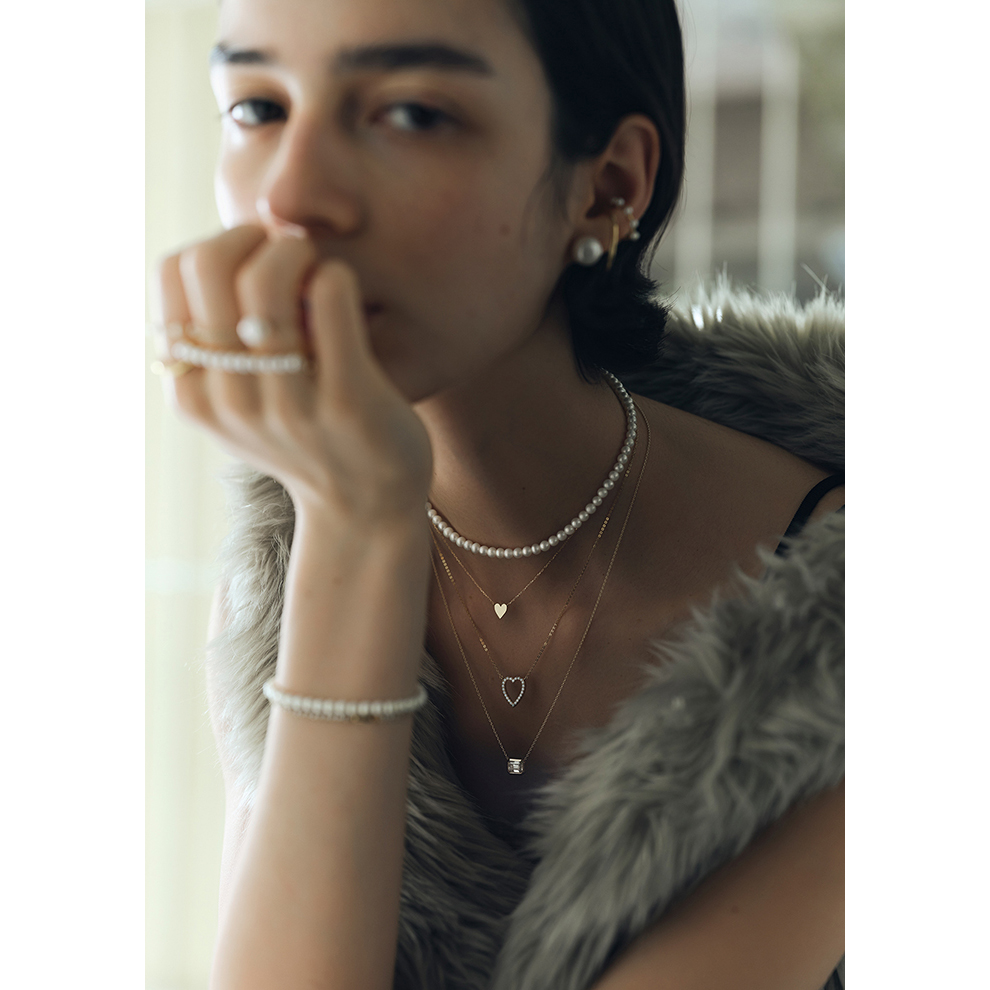 私に寄り添い、静かに華やぐ。「プラス ヴァンドーム」冬の最新ジュエリールック