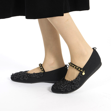 待望のコラボアイテム再販決定！　「MUVEIL×Offen」round-MARYJANE