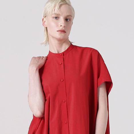 コクーンシルエットでリラクシーな魅力のサマードレス