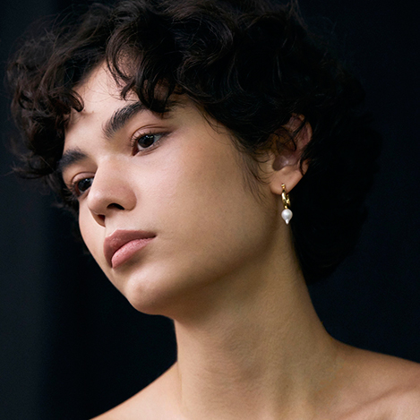 【新入荷】深まる秋に温かな輝きを添える「レム]のゴールドジュエリー