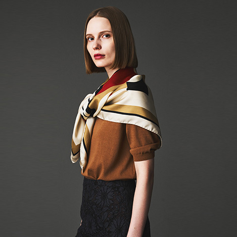 コンパクトで洗練された大人のハイゲージニット