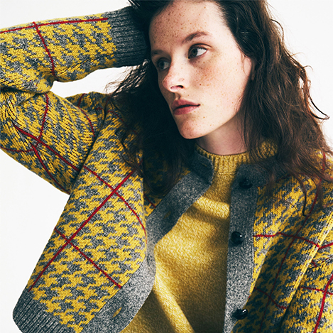  暖かさと奥行きのあるメランジカラーが魅力のニットシリーズ