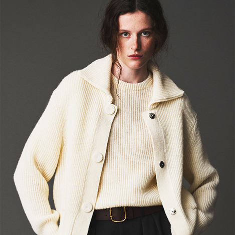 「オブリオ」より冬の本命ニットをご紹介