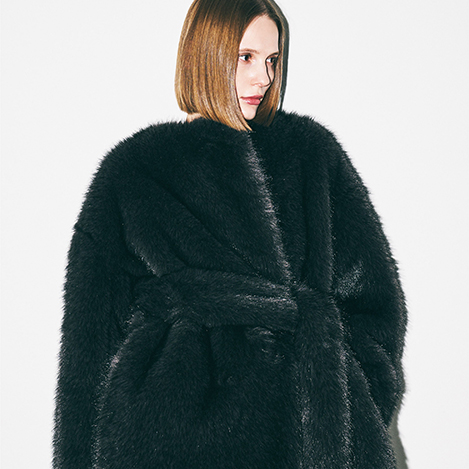 冬のホリデーシーズンを盛り上げる華やかアイテム