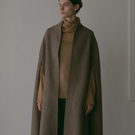 今年のアウターは、「シルエット」で選ぶ