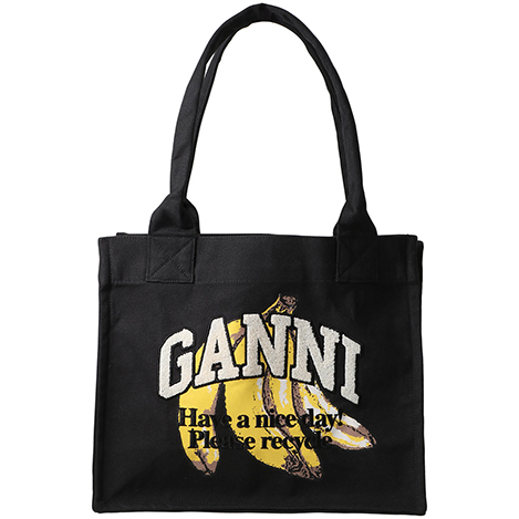 コーディネートのアクセントにぴったり「ガニ―」のバッグ５選