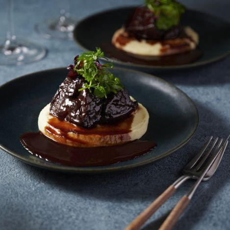 食卓がレストランに! 「ア・ターブル! エピスリー・フィン」が贈る、至福のホリデーグルメ