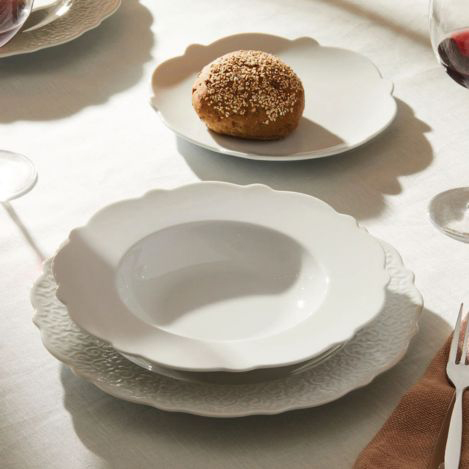 イタリアブランド「アレッシ」のテーブルウェアで食卓に彩りを