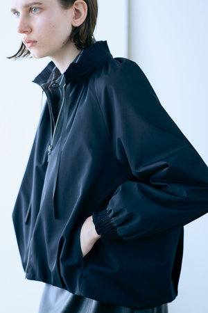 【美品/完売】マリリンムーン　ティアードフリルヘムブルゾン　ダブルジップ　黒 Marilyn Moon ブルゾン アウター spiral taffeta raffle blouson