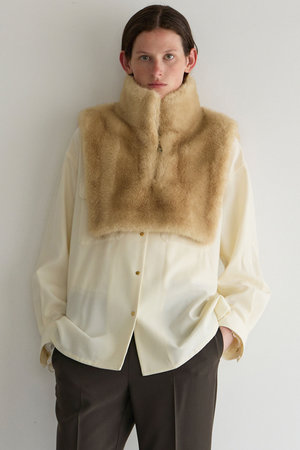 未使用タグ付きマルティニークmartiniqueコンパクトジレ定価30,800円 martinique(マルティニーク)｜【APPARIS】Jamie Shaved Mink Dickey