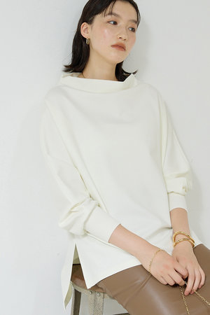 ガリャルダガランテ　プルオーバー　新品タグ付き ガリャルダガランテ ネイビー〟は遊びが効いたオンライン限定ライン