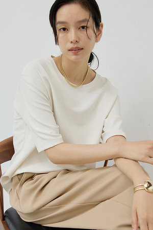 GALLARDAGALANTE(ガリャルダガランテ)｜バックスリットハーフスリーブ