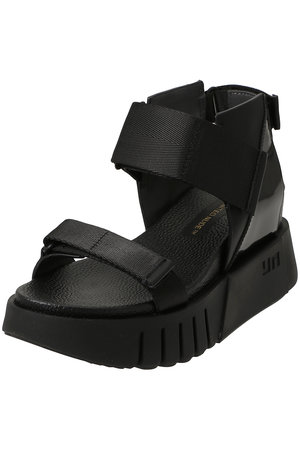 UNITED NUDE(ユナイテッド ヌード)｜Delta Run/ブラック の通販