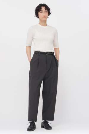 MARGARET HOWELL(マーガレット・ハウエル)｜TWISTED WOOL TROUSERS