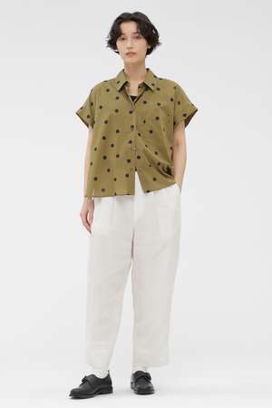 MARGARET HOWELL(マーガレット・ハウエル)｜LINEN TROUSERS/グレー の