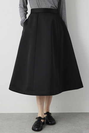 ウィムガゼット　ブラック フレアトップス Whim Gazette(ウィム ガゼット)のラップフレアスカート通販 | 集英社