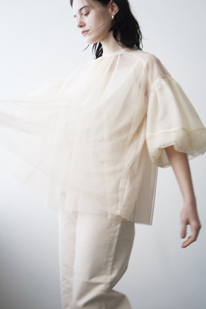 CLANE(クラネ)｜SHEER TULLE BALLOON SLEEVE TOPS シャツ