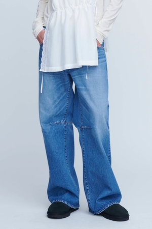INSCRIRE(アンスクリア)｜ルーズ フレア デニムパンツ/ブルーユーズド