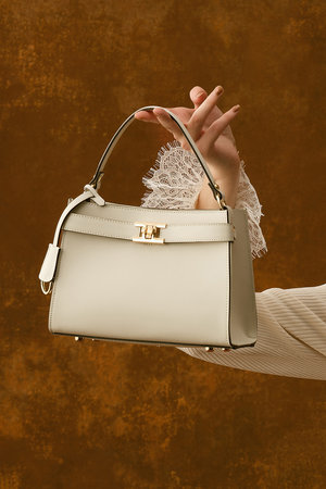 2点おまとめ専用‼️スピック＆スパン アルバアイル allureville(アルアバイル)｜ツイストバックルスクエアショルダー