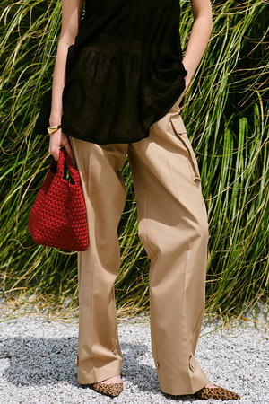 allureville(アルアバイル)｜オーガニックギャバカーゴパンツ/ベージュ