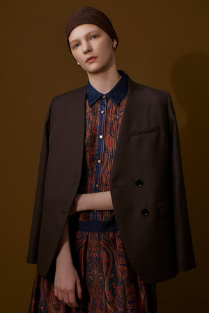 〈8/11-13限定お値下げ〉allureville アルアバイル 麻ジャケット allureville(アルアバイル)｜ウールサージノーカラージャケット