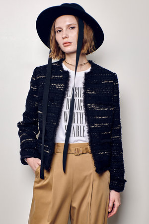 allureville(アルアバイル)｜ジオリカツイードラウンドネック