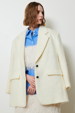 allureville ホワイト ダブルブレストコート allureville(アルアバイル)｜シャギーハーフコート/オフホワイト の