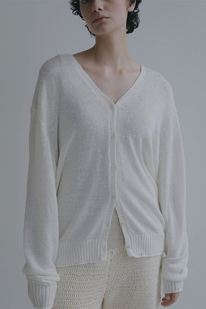 ETRE TOKYO(エトレトウキョウ)｜【予約販売】リリヤーンリネンVネック