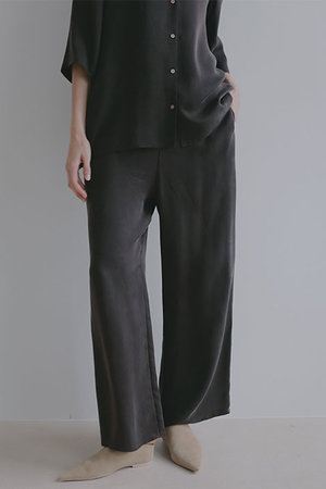 ETRE TOKYO(エトレトウキョウ)｜【予約販売】リラクシーキュプラパンツ