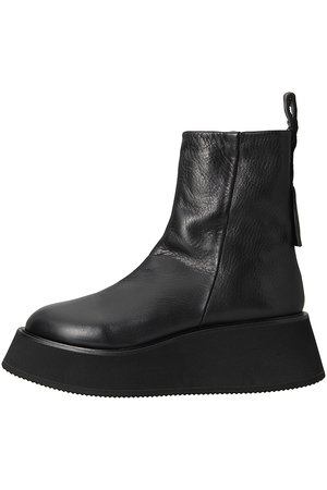 ph7+(ピアッカセッテ)｜厚底ラウンドトゥショートブーツ/ブラック の