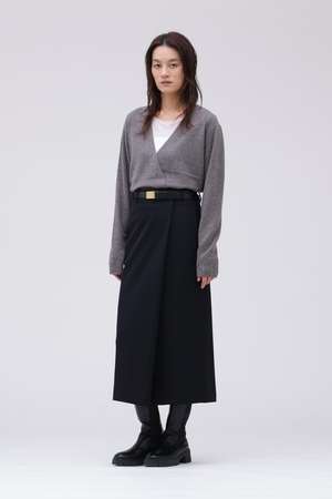 YLEVE(イレーヴ)｜YLEVE / MERINO WOOL TWILL WRAP SKIRT/ブラック の