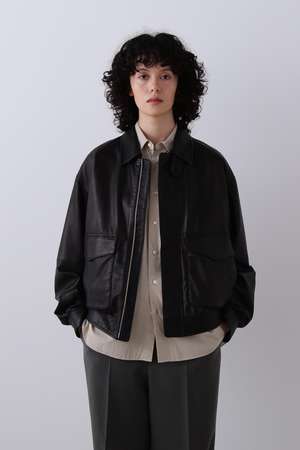 YLEVE(イレーヴ)｜YLEVE / SHEEP LEATHER ZIP BLOUSON/ブラック の通販