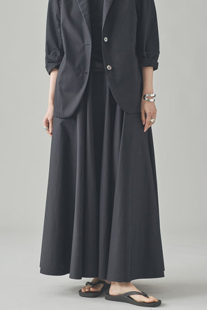 Curensology(カレンソロジー)｜コットンフレアスカート/ブラック の