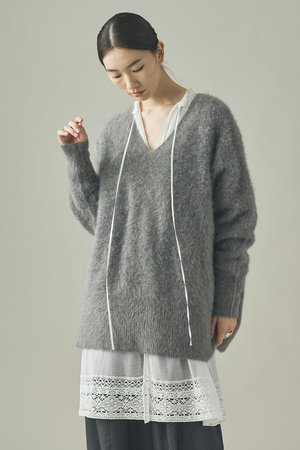 Curensology(カレンソロジー)｜FOXカシミヤVネックニットプルオーバー