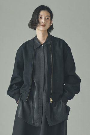 Curensology(カレンソロジー)｜ジップアップブルゾン/ブラック の通販