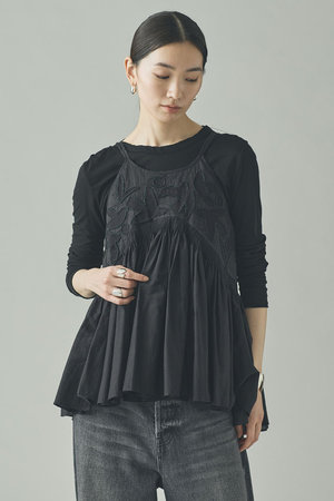 【美品】Curensology カレンソロジー レイヤードキャミソール ぺプラム 美品】Curensology カレンソロジー レイヤードキャミソール ぺプラム