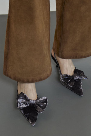 【美品】maison special 2way Ribbon Muleシルバー MAISON SPECIAL(メゾンスペシャル)｜2way Ribbon Mule/2WAYリボン