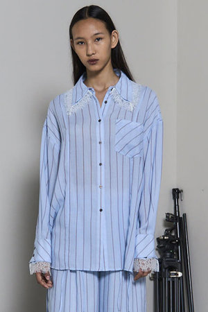 新品未使用⭐︎MAISON SPECIAL ストライプ柄レース襟長袖シャツ MAISON SPECIAL(メゾンスペシャル)｜2way Attachment Lace Shirt/2WAY