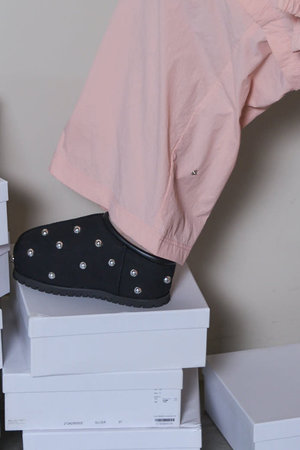 MAISON SPECIAL(メゾンスペシャル)｜Studs Mouton Sabot Shoes