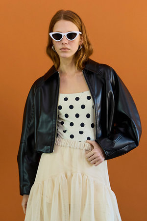 メゾンスペシャル　ボリュームバルーンロンパース　ブラック MAISON SPECIAL(メゾンスペシャル)｜Gathered Balloon Faux Leather