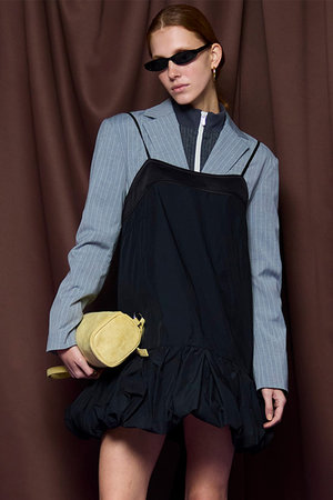 新品未使用maison special メゾンスペシャル フレアチュニック 新品未使用maison special メゾンスペシャル フレアチュニック SALE