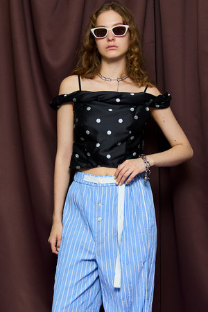 MAISON SPECIAL(メゾンスペシャル)｜Twist Off-Shoulder Blouse